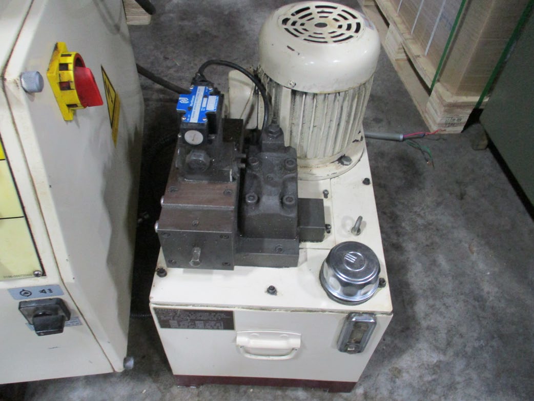 Used Chevalier FSG-2A618 Hydraulic Surface Grinder